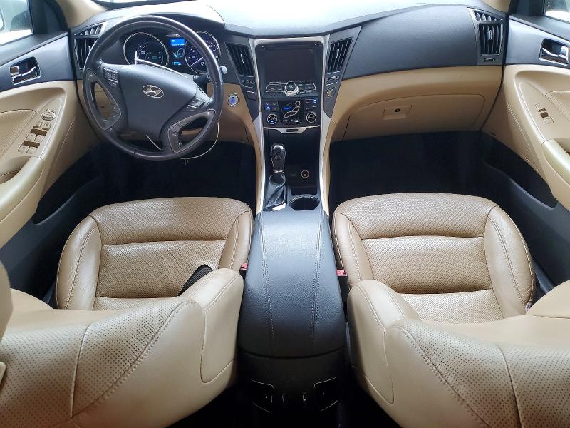 Photo 8 from auction – 2013 HYUNDAI SONATA with VIN KMHEC4A45DA091980