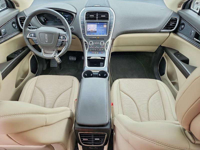 Photo 8 from auction – 2020 LINCOLN NAUTILUS with VIN 2LMPJ8K98LBL15993