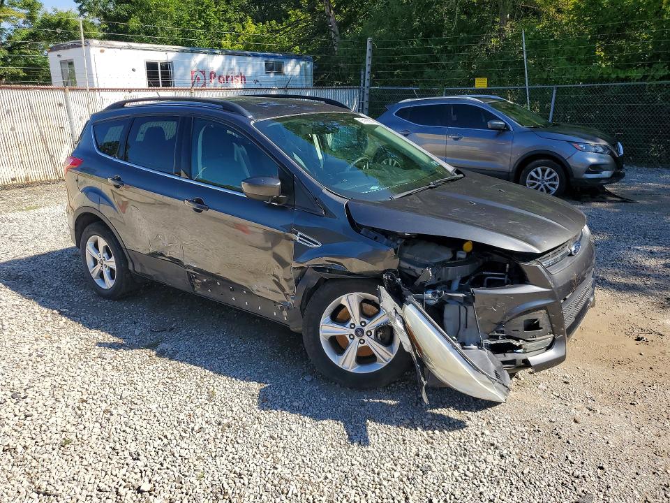 Photo 4 from auction – 2016 FORD ESCAPE with VIN 1FMCU9G95GUA24898