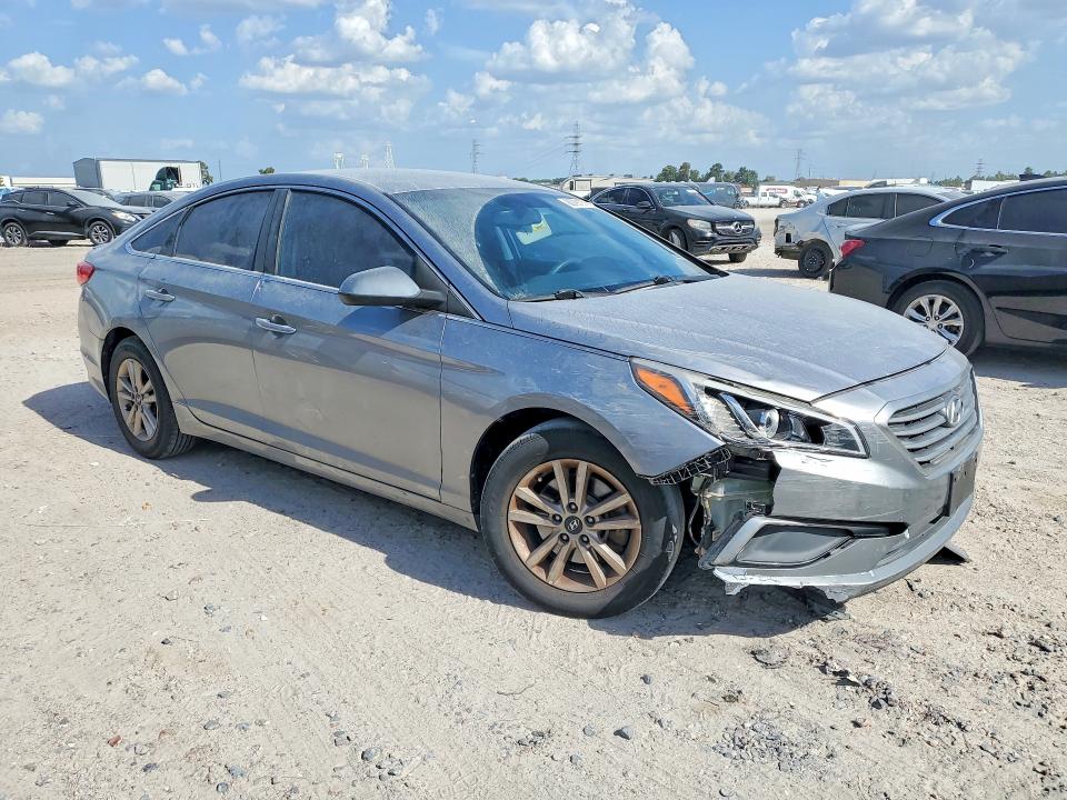 Photo 4 from auction – 2016 HYUNDAI SONATA with VIN 5NPE24AF7GH387332