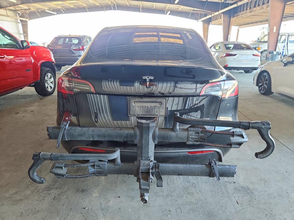 Zdjęcie 6 z aukcji – 2024 TESLA MODEL Y z VIN 7SAYGDEE5RF155056