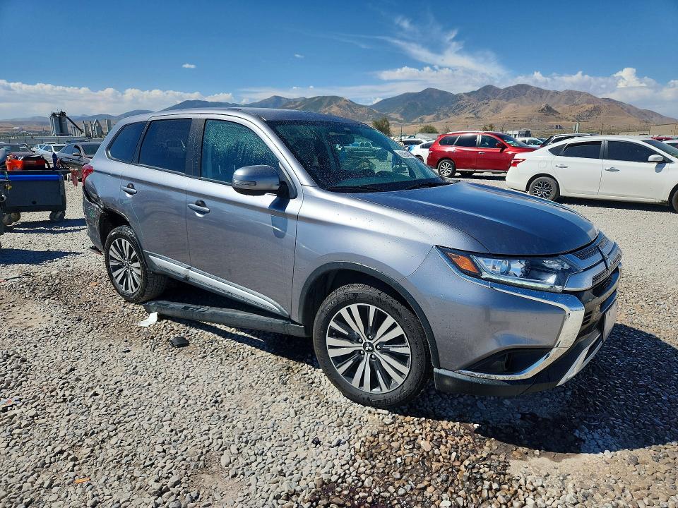 Photo 4 from auction – 2019 MITSUBISHI OUTLANDER with VIN JA4AZ3A39KZ046861