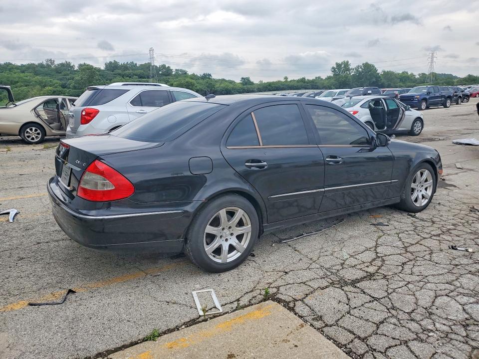 Photo 3 from auction – 2007 MERCEDES-BENZ E with VIN WDBUF87X77X214226