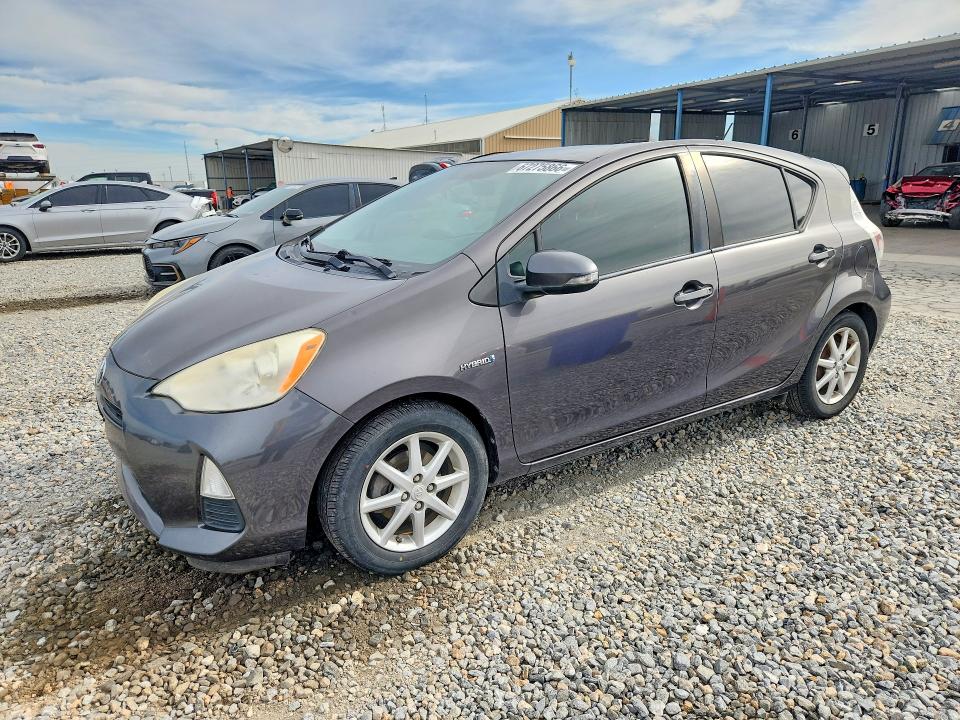 Photo 1 from auction – 2012 TOYOTA PRIUS C with VIN JTDKDTB32C1010128