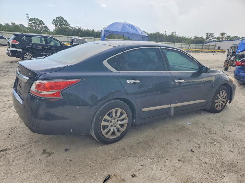 Photo 3 from auction – 2015 NISSAN ALTIMA with VIN 1N4AL3AP5FC115957