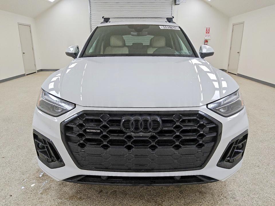 Photo 5 from auction – 2024 AUDI Q5 with VIN WA1EAAFYXR2101483