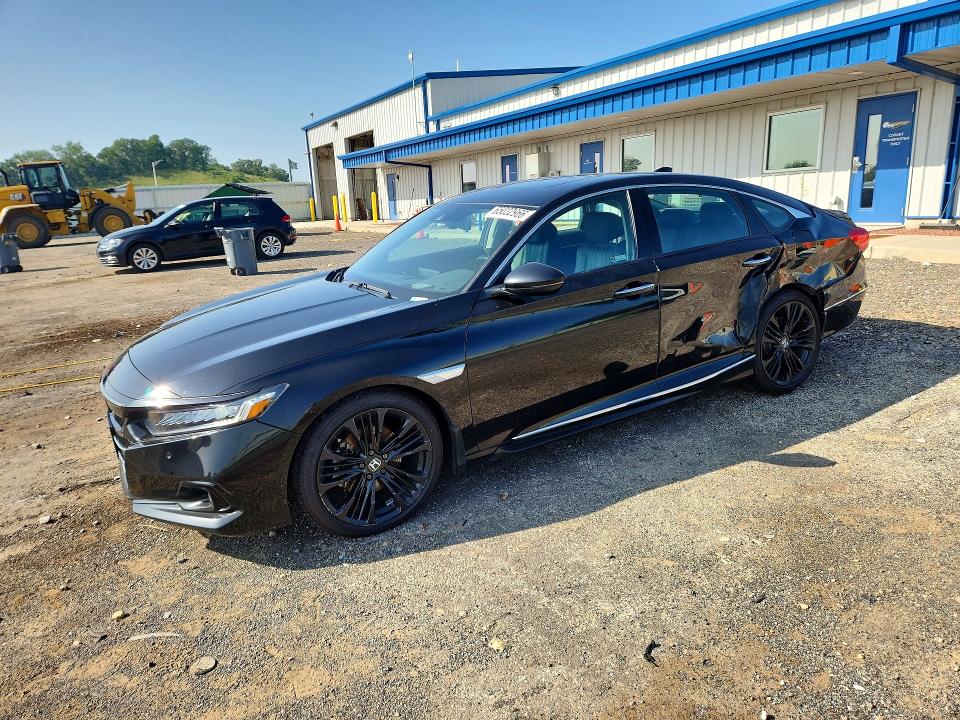 Photo 1 from auction – 2022 HONDA ACCORD with VIN 1HGCV2F91NA005324