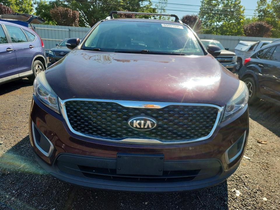 Photo 5 from auction – 2017 KIA SORENTO with VIN 5XYPGDA51HG202816