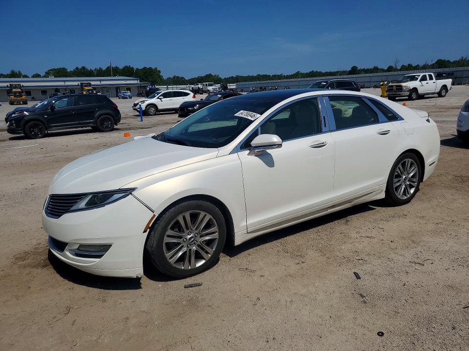 LINCOLN MKZ 2013 with VIN 3LN6L2G99DR807202 - Photo from auction