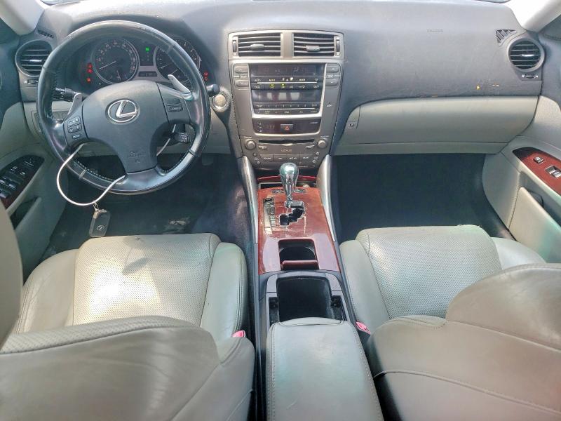 Photo 8 from auction – 2006 LEXUS IS with VIN JTHCK262X62000529