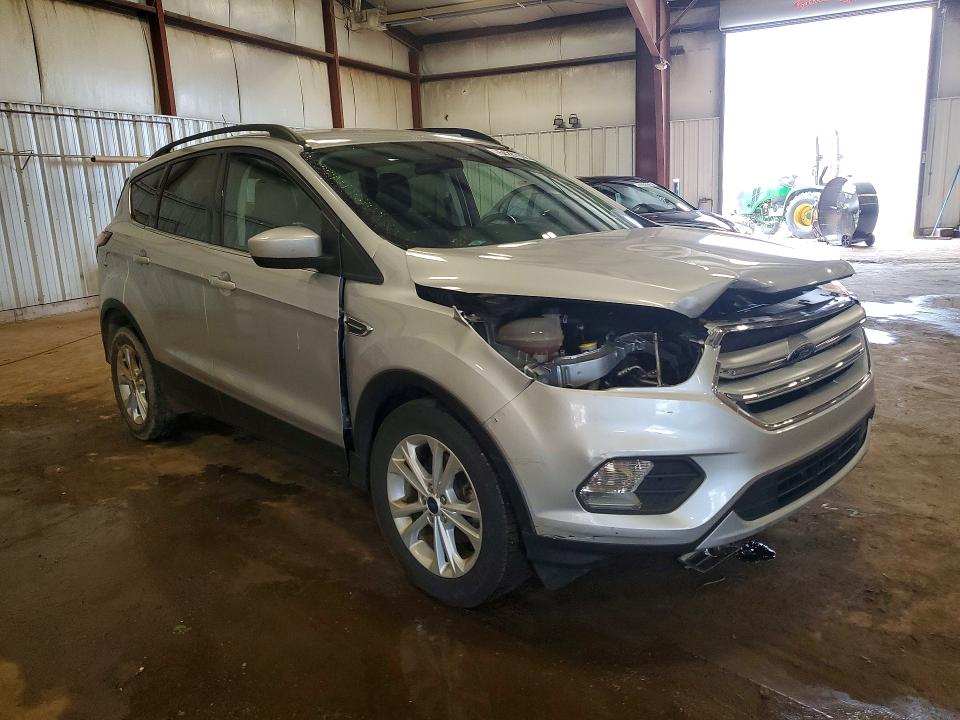 Снимка 4 от търг – 2018 FORD ESCAPE с VIN 1FMCU0HD1JUB70558