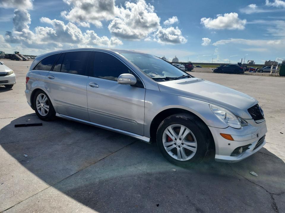 Photo 4 from auction – 2009 MERCEDES-BENZ R with VIN 4JGCB65E79A094153