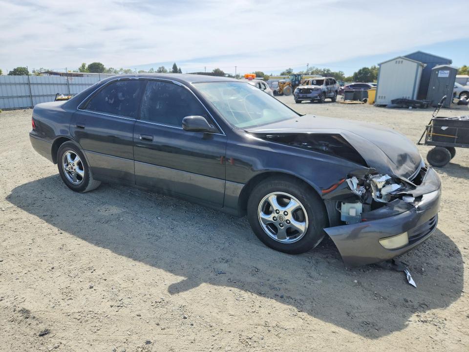 Photo 4 from auction – 1999 LEXUS ES with VIN JT8BF28G1X5056142