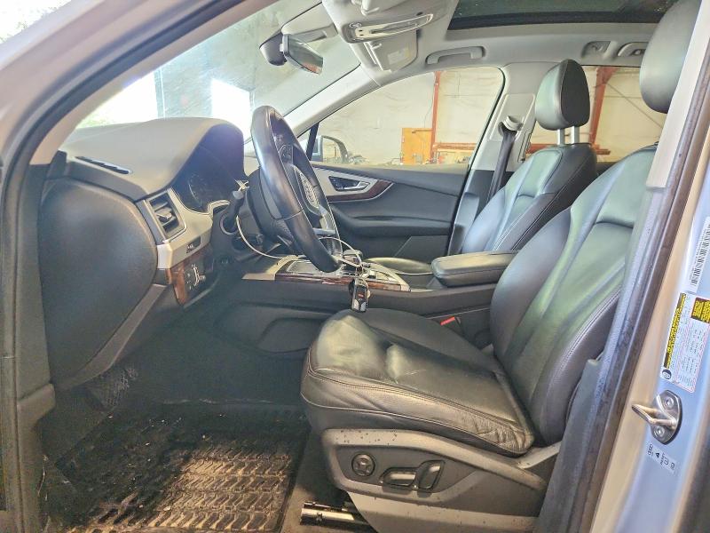 Photo 7 from auction – 2017 AUDI Q7 with VIN WA1LHAF72HD056181