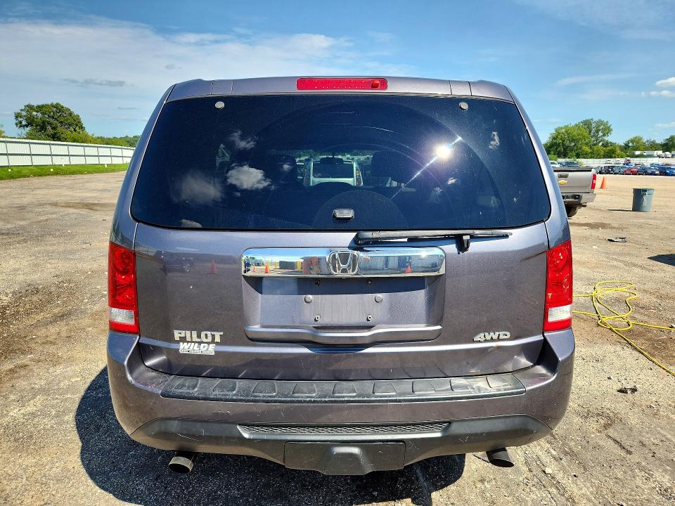 Photo 6 from auction – 2015 HONDA PILOT with VIN 5FNYF4H23FB076000