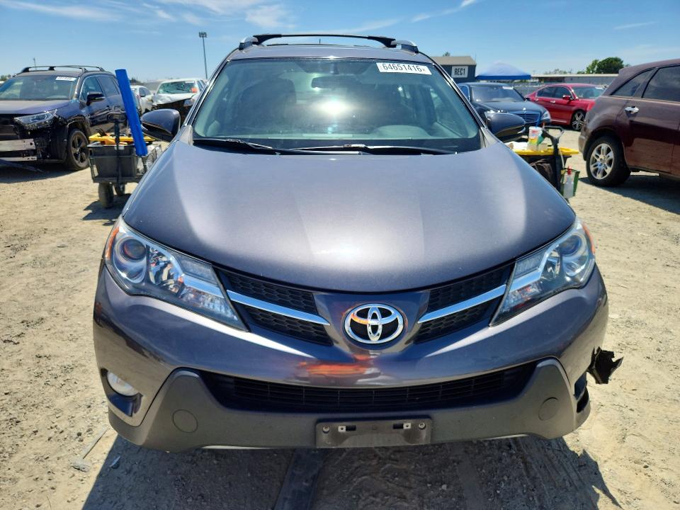 Photo 5 from auction – 2015 TOYOTA RAV4 with VIN 2T3WFREV1FW153833
