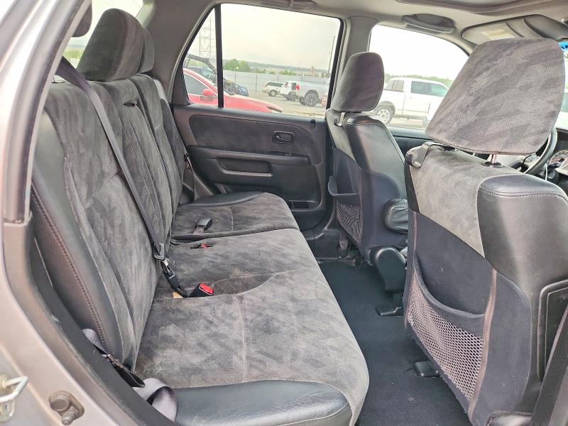 Photo 10 from auction – 2004 HONDA CR-V with VIN JHLRD78824C032549