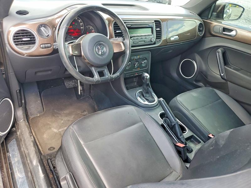 Photo 8 from auction – 2012 VOLKSWAGEN BEETLE with VIN 3VWJP7AT6CM651116