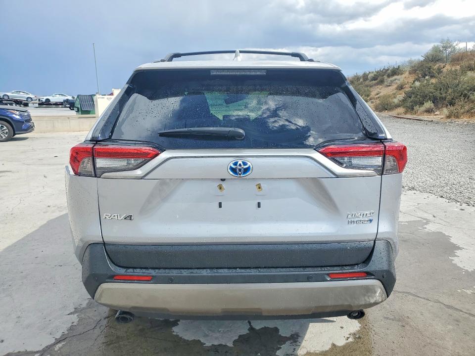 Zdjęcie 6 z aukcji – 2024 TOYOTA RAV4 z VIN JTMD6RFV2RD137177