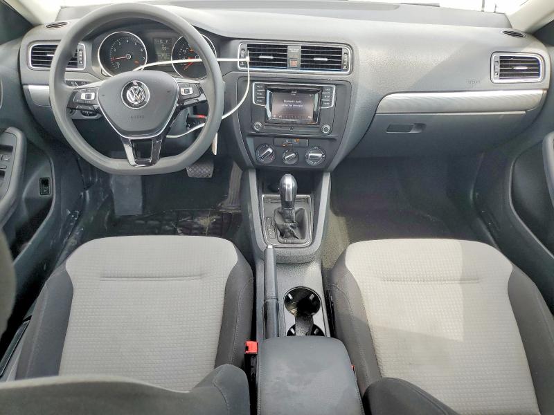 Photo 8 from auction – 2017 VOLKSWAGEN JETTA with VIN 3VW2B7AJ5HM214667