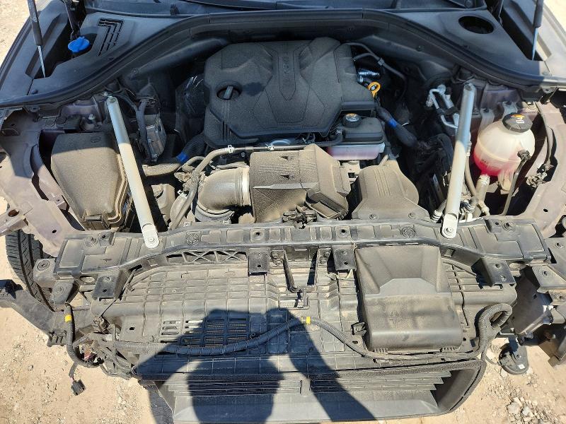 Photo 11 from auction – 2022 GENESIS GV70 with VIN KMUMADTB0NU023603