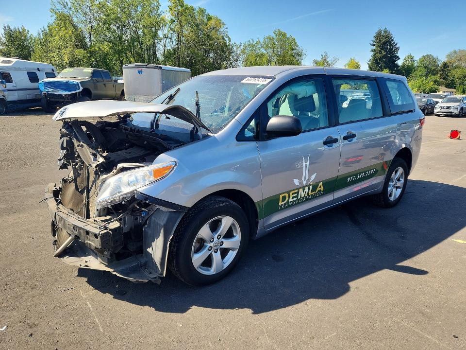 TOYOTA SIENNA 2015 with VIN 5TDZK3DC6FS570209 - Photo from auction