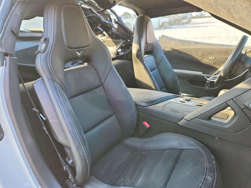 Photo 10 from auction – 2016 CHEVROLET CORVETTE with VIN 1G1YF2D7XG5115618