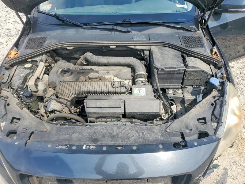 Foto 11 de la subasta – 2013 VOLVO S60 con VIN YV1612FS8D2230773