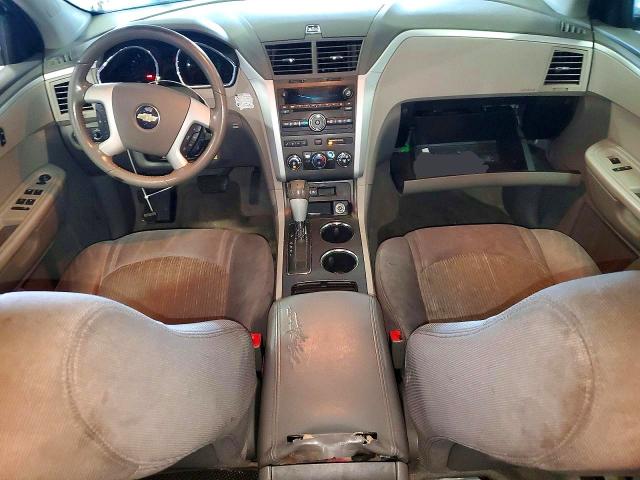 Photo 8 from auction – 2011 CHEVROLET TRAVERSE with VIN 1GNKRGED9BJ302927