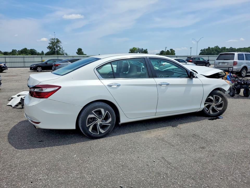 Photo 3 from auction – 2016 HONDA ACCORD with VIN 1HGCR2F34GA220649