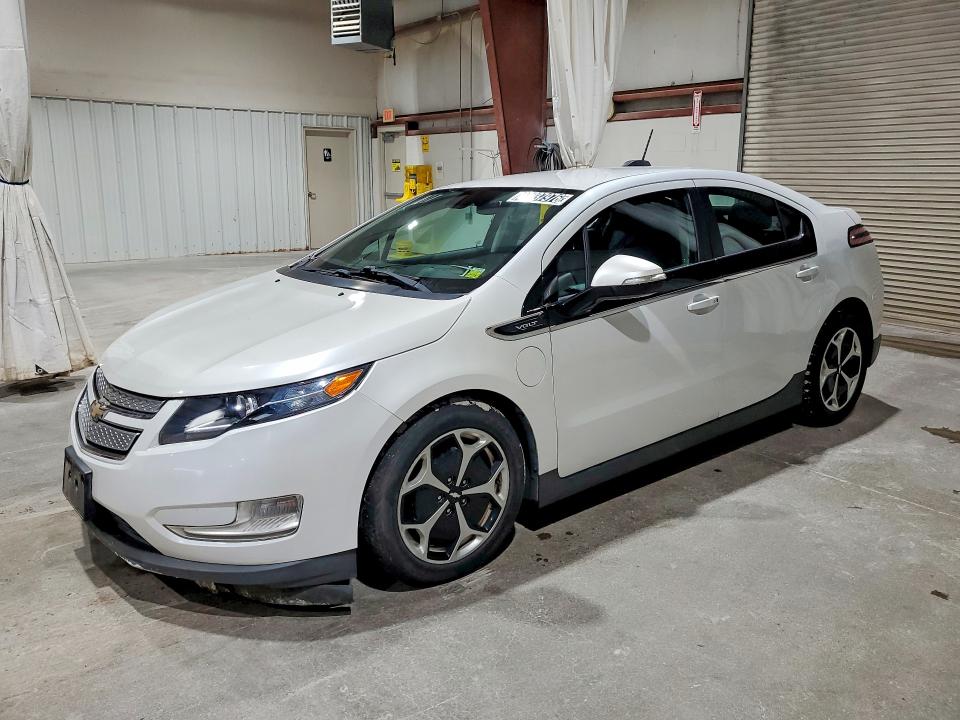 CHEVROLET VOLT 2015 with VIN 1G1RD6E49FU137068 - Photo from auction
