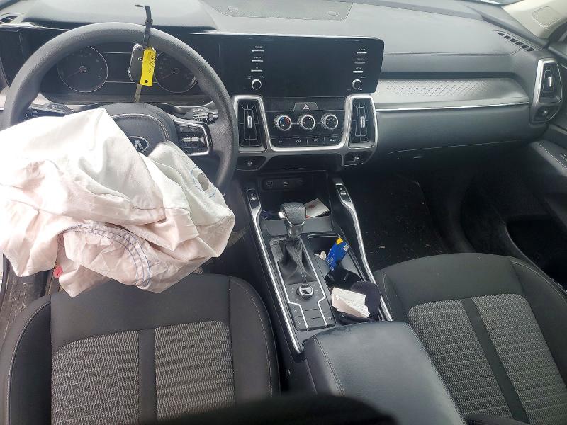 Zdjęcie 8 z aukcji – 2021 KIA SORENTO z VIN 5XYRGDLC7MG013926