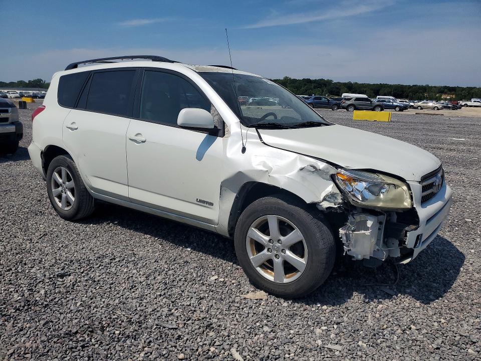 Photo 4 from auction – 2006 TOYOTA RAV4 with VIN JTMBK31V065001899