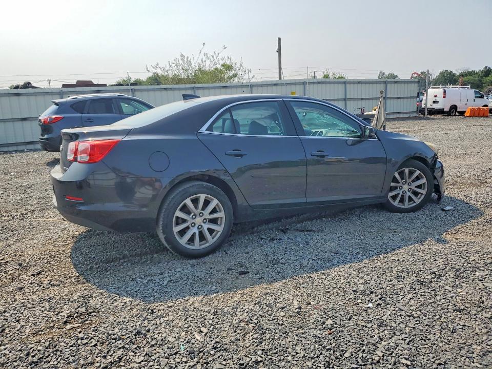 Photo 3 from auction – 2015 CHEVROLET MALIBU with VIN 1G11D5SL6FF115939
