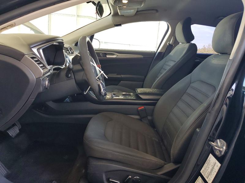 Photo 7 from auction – 2018 FORD FUSION with VIN 3FA6P0LU1JR161789