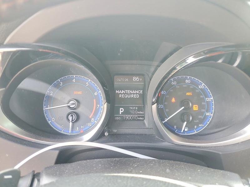 Photo 9 from auction – 2016 TOYOTA COROLLA with VIN 2T1BURHE6GC733896