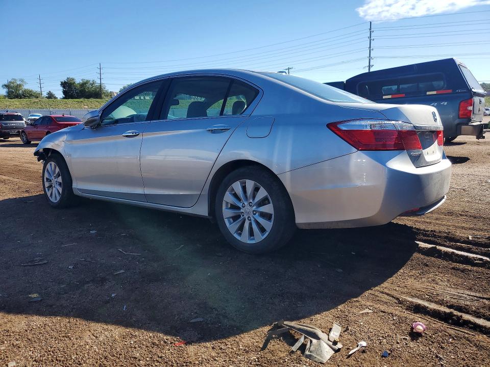 Photo 2 from auction – 2014 HONDA ACCORD with VIN 1HGCR2F86EA097915