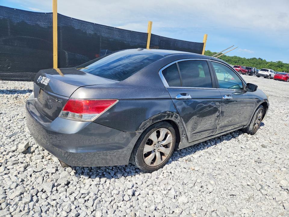Photo 3 from auction – 2010 HONDA ACCORD with VIN 1HGCP3F85AA001374
