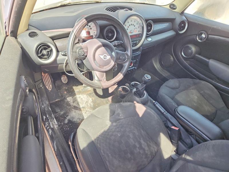 Photo 8 from auction – 2011 MINI COOPER with VIN WMWZG3C54BTY30085
