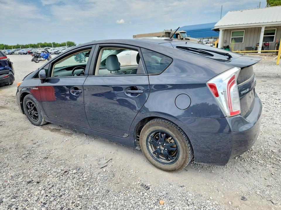 Photo 2 from auction – 2014 TOYOTA PRIUS with VIN JTDKN3DU1E0392728