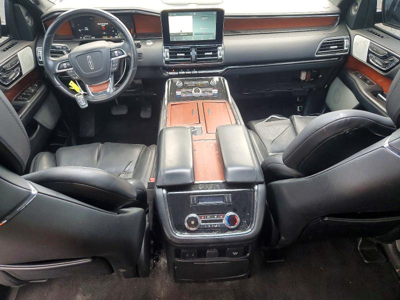 Photo 8 from auction – 2020 LINCOLN NAVIGATOR with VIN 5LMJJ2LT5LEL10938