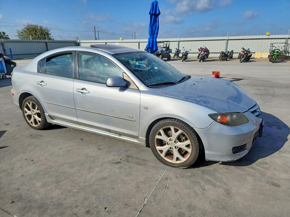 صورة رقم 4 من المزاد - 2008 MAZDA 3 مع VIN JM1BK323481150582