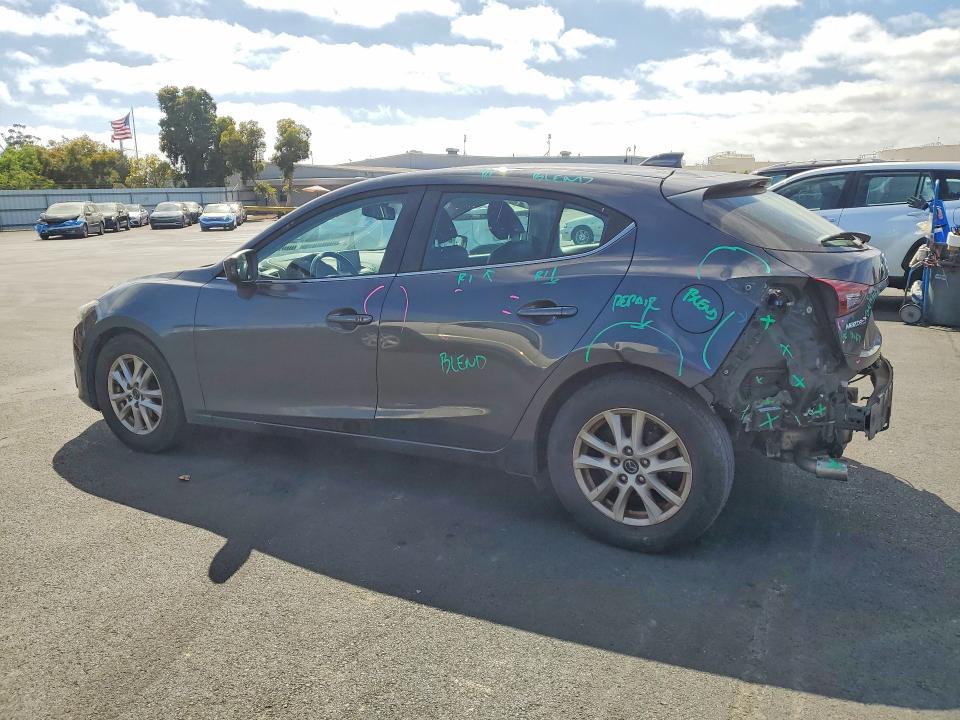 Photo 2 from auction – 2016 MAZDA 3 with VIN 3MZBM1N7XGM266512