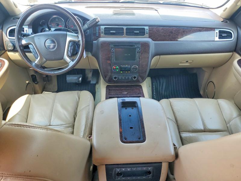 Photo 8 from auction – 2007 GMC YUKON with VIN 1GKFK63847J150131