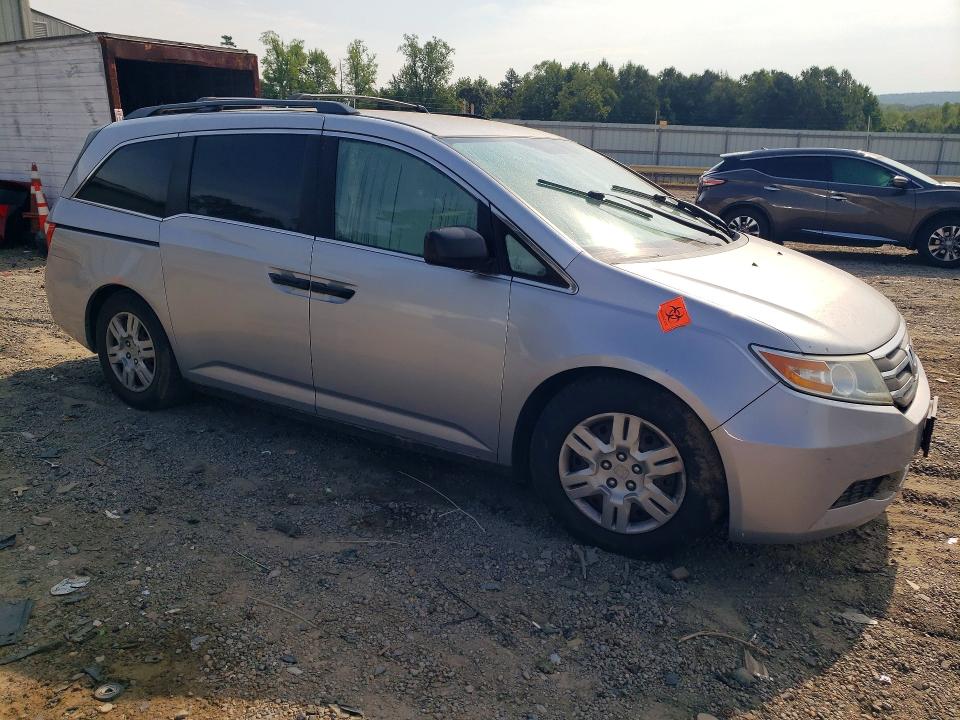 Photo 4 from auction – 2013 HONDA ODYSSEY with VIN 5FNRL5H26DB084284