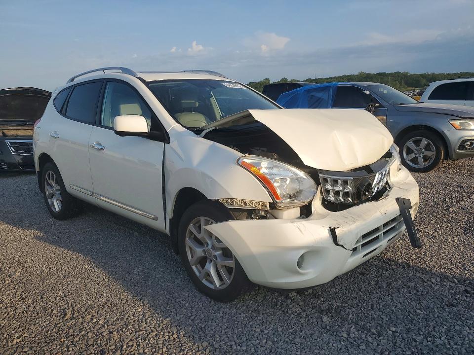 Photo 4 from auction – 2013 NISSAN ROGUE with VIN JN8AS5MV4DW619998