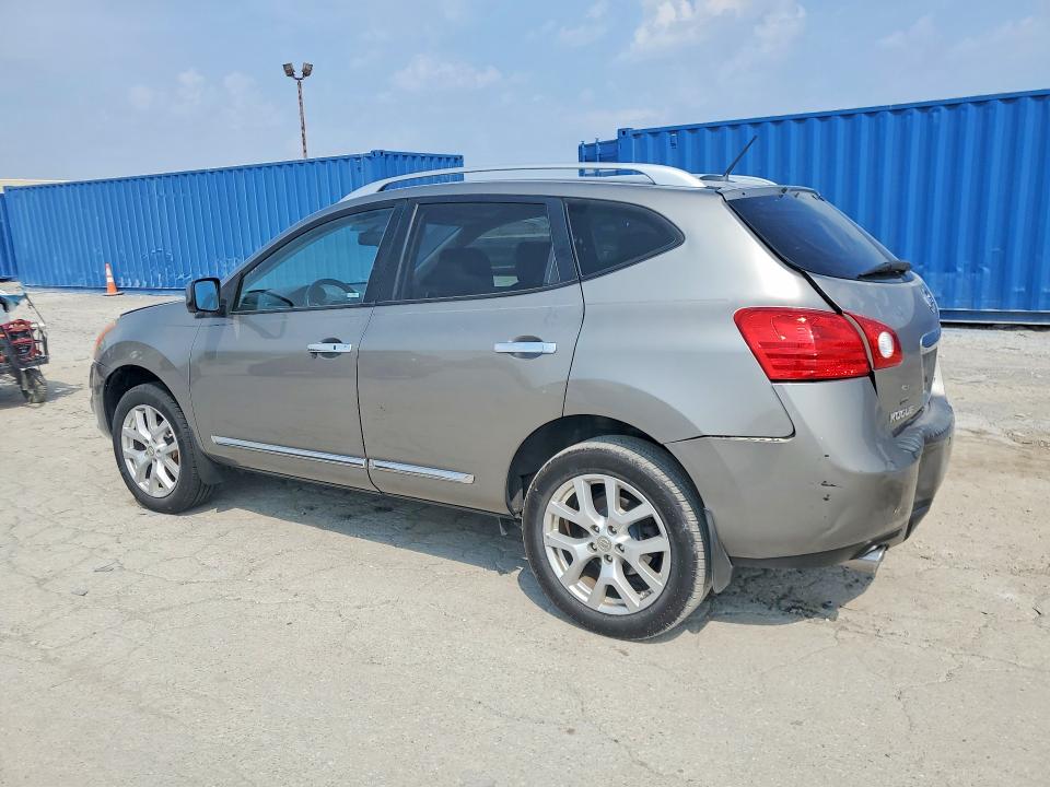Photo 2 from auction – 2013 NISSAN ROGUE with VIN JN8AS5MT6DW009597