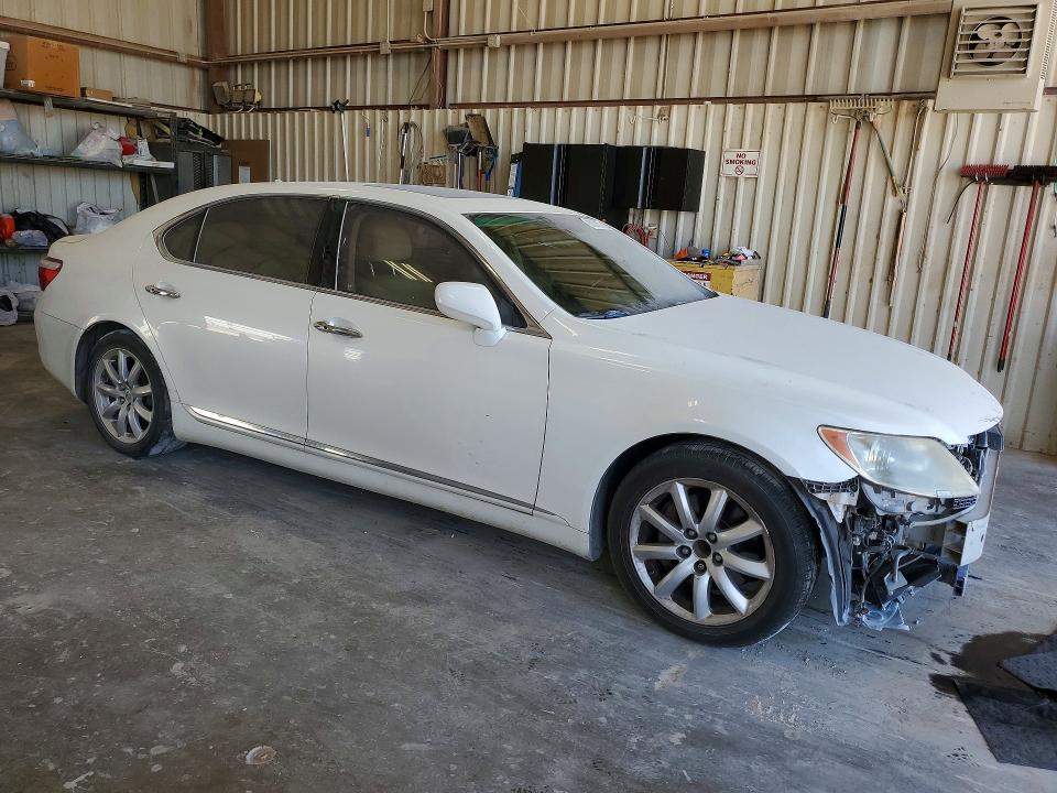 Photo 4 from auction – 2009 LEXUS LS with VIN JTHGL46F995034168