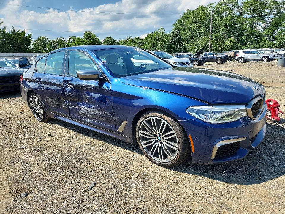 Photo 4 from auction – 2019 BMW M550XI with VIN WBAJB9C53KB288918