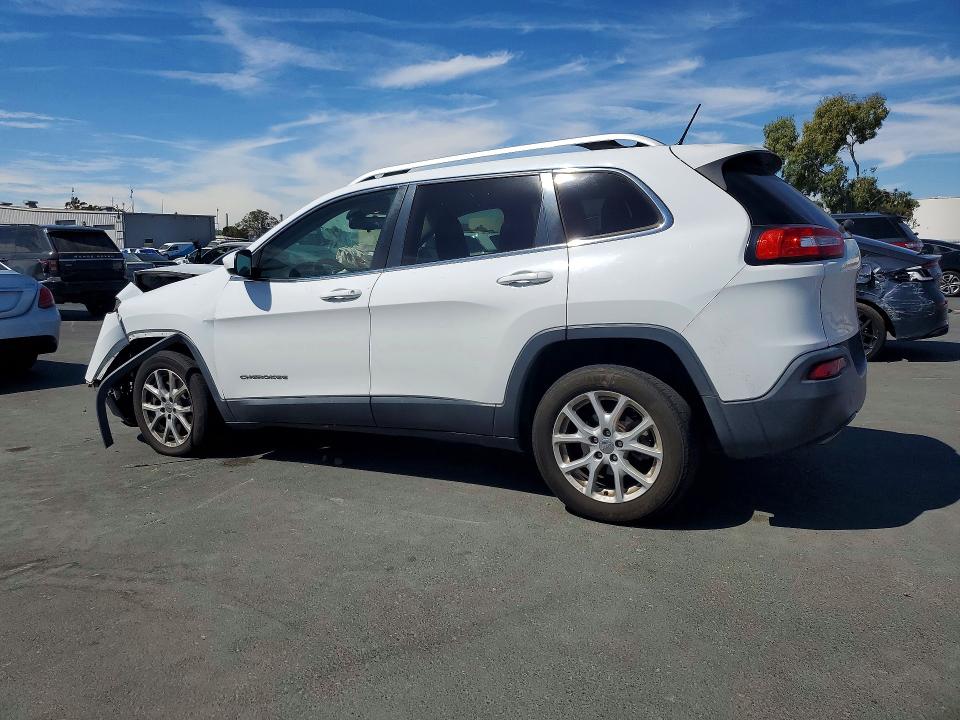 Photo 2 from auction – 2015 JEEP CHEROKEE with VIN 1C4PJLCB0FW611646